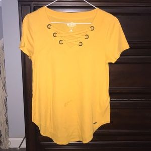 yellow criss cross t